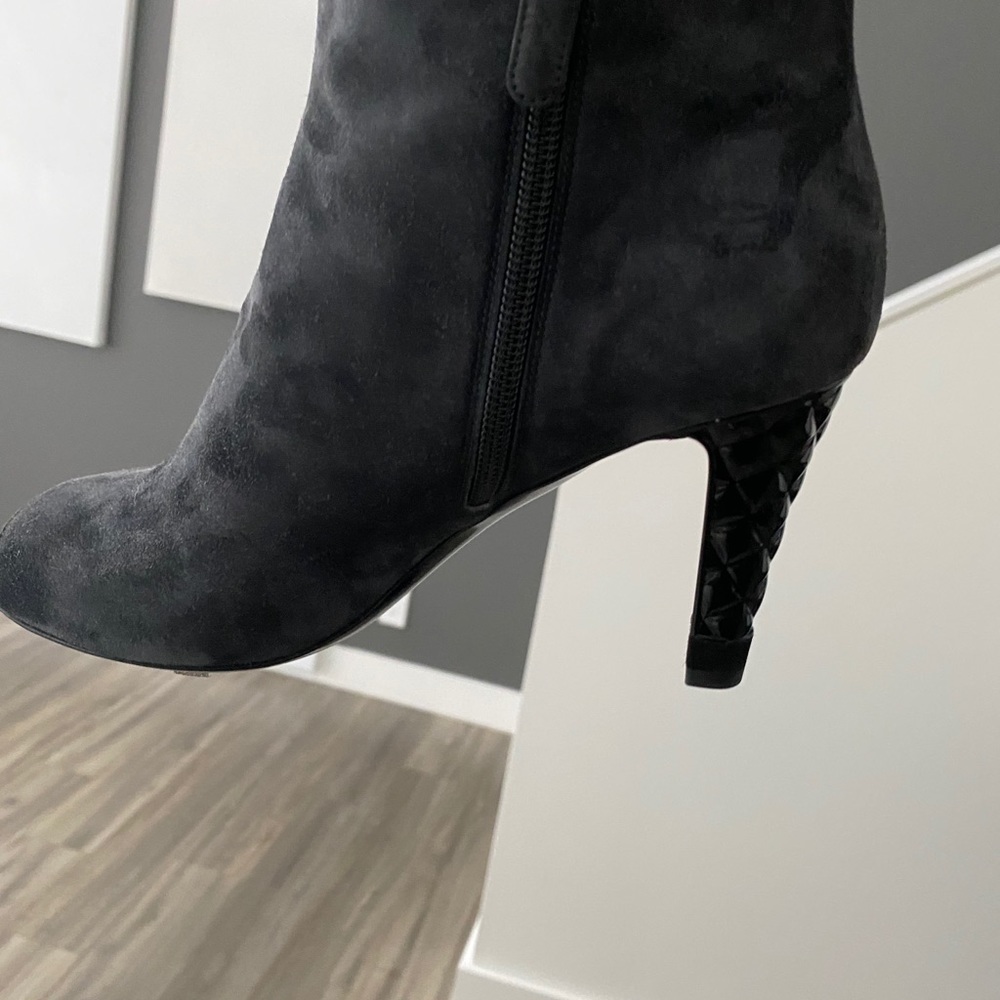 Chanel peep toe booties - Picture 4 of 9